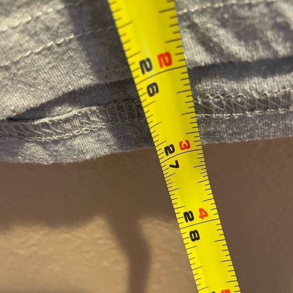 Home Alone Men’s Medium Shirt - Picture 8 of 10